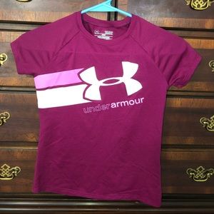 Girls excellent used condition Under Armour Shirt